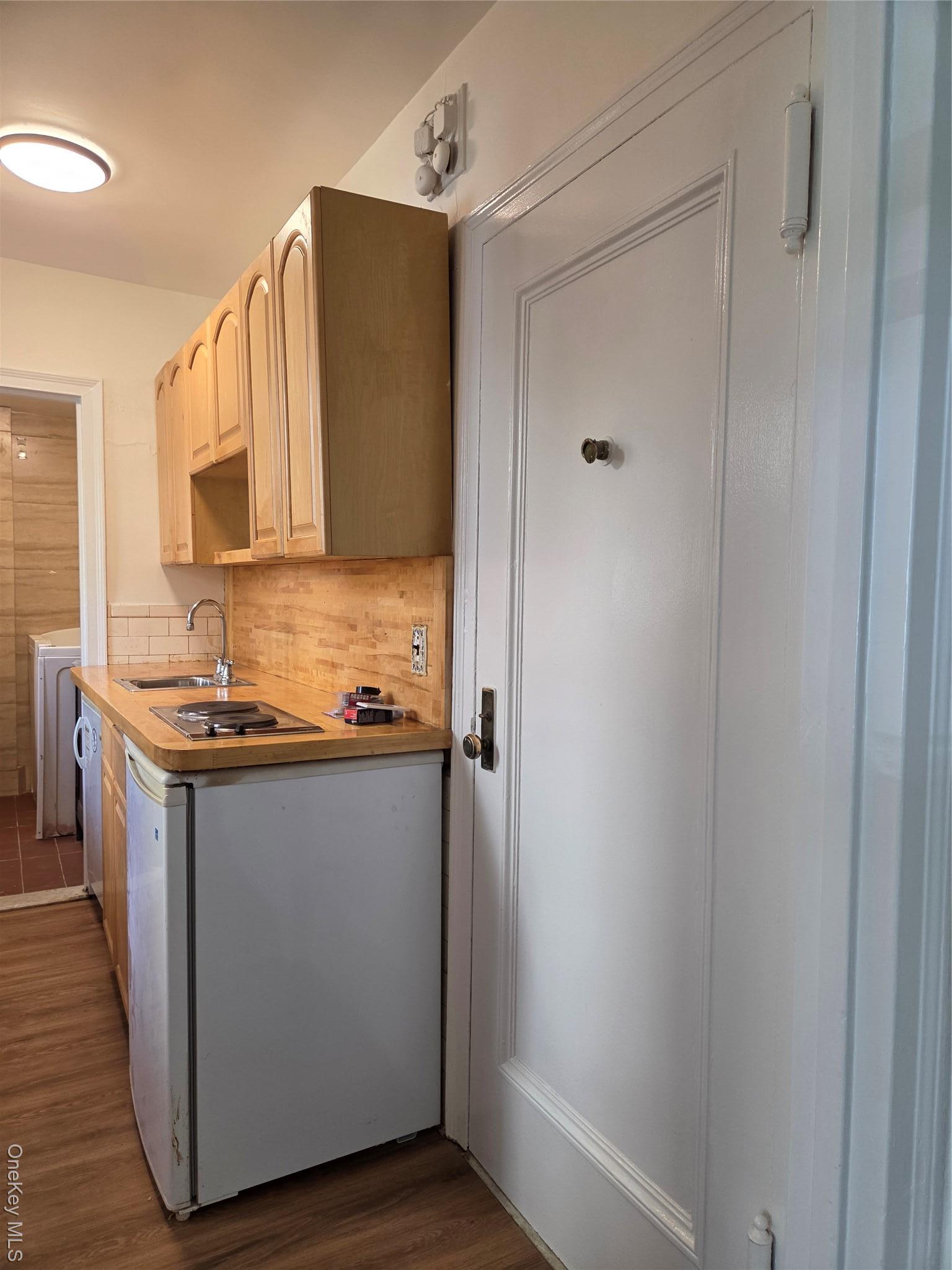 Coop Livingston  Westchester County, NY 10543, MLS-983641-5