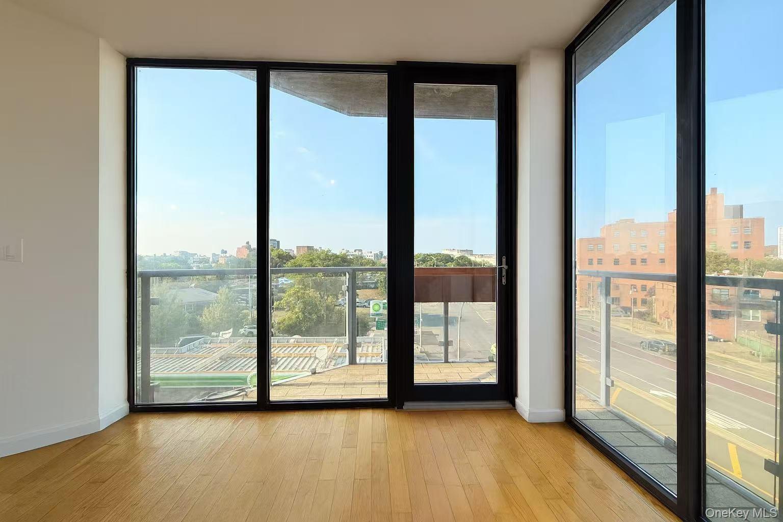 Condo Woodhaven  Queens, NY 11373, MLS-983684-5