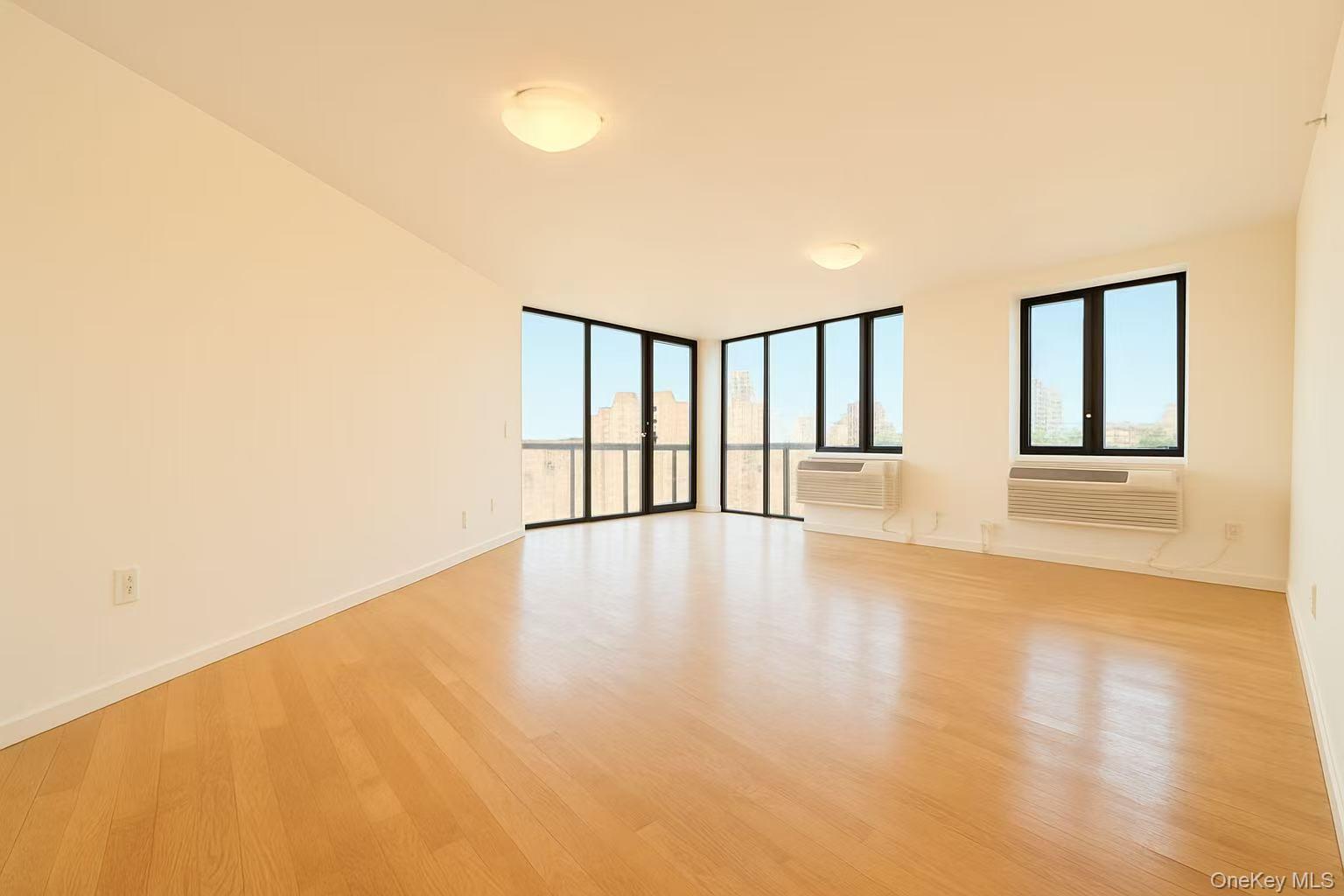 Condo Woodhaven  Queens, NY 11373, MLS-983684-6