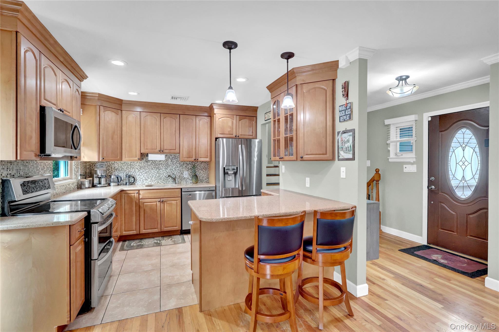 Single Family Hunter  Suffolk County, NY 11787, MLS-983686-14