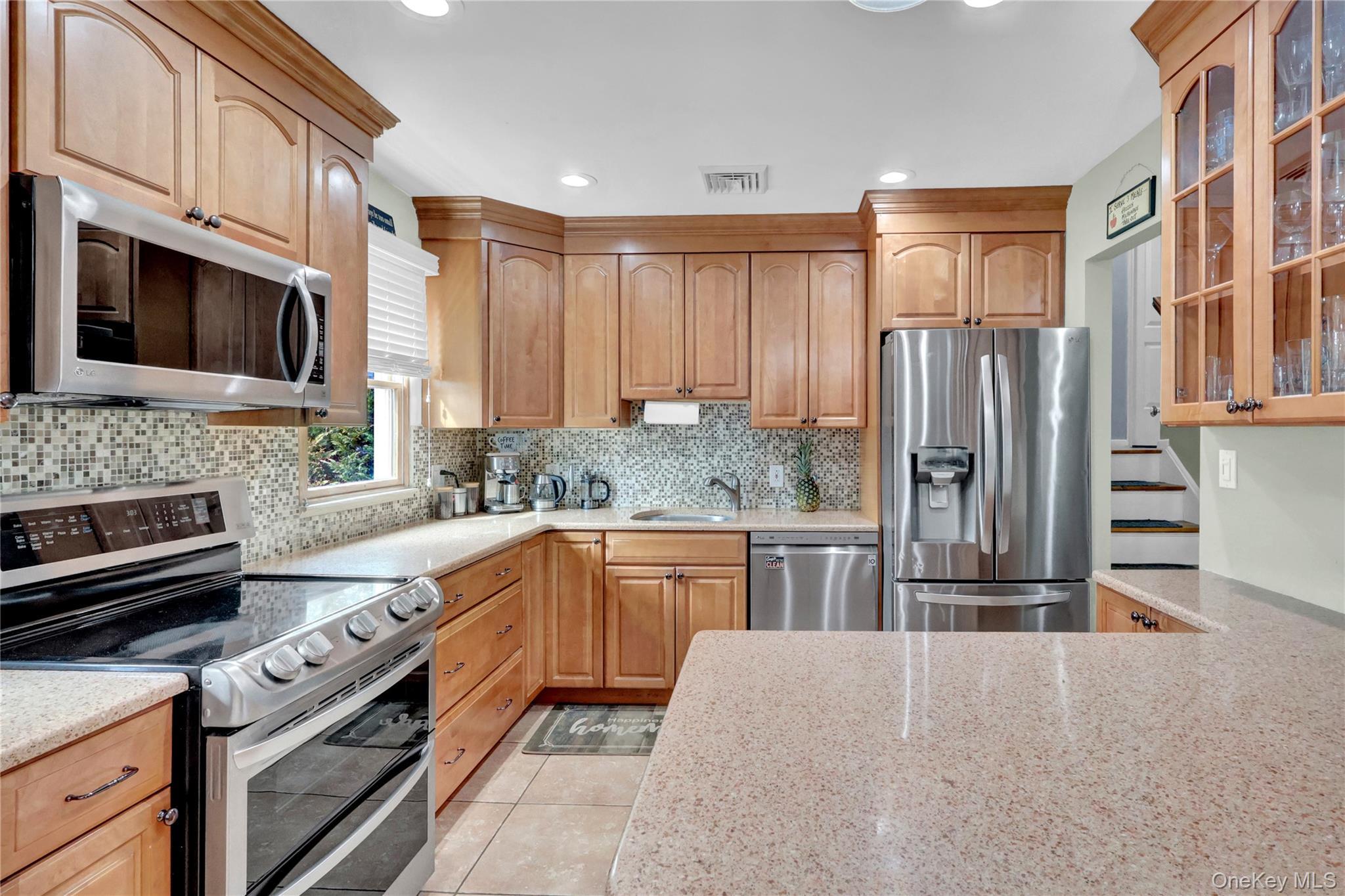 Single Family Hunter  Suffolk County, NY 11787, MLS-983686-15