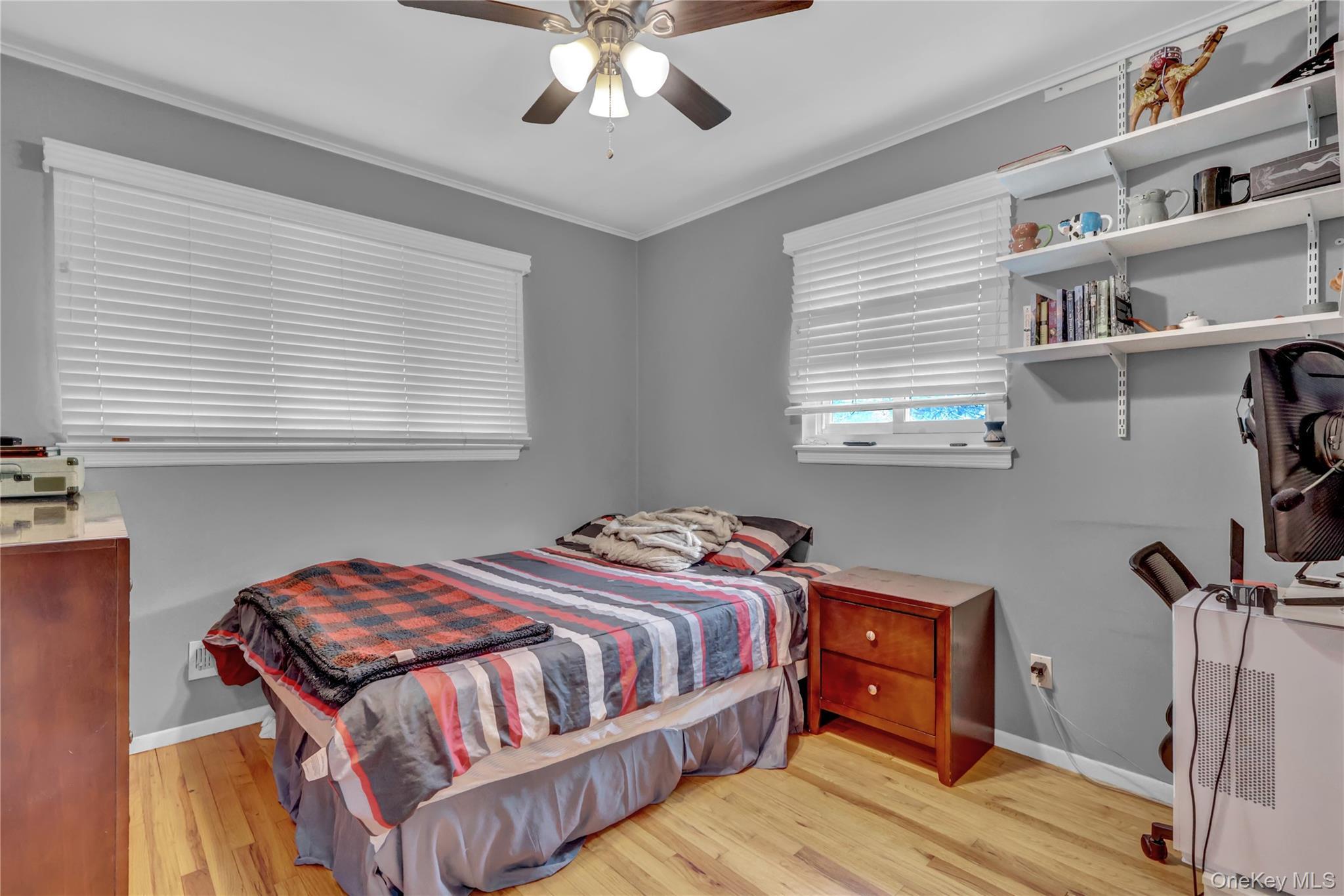 Single Family Hunter  Suffolk County, NY 11787, MLS-983686-25