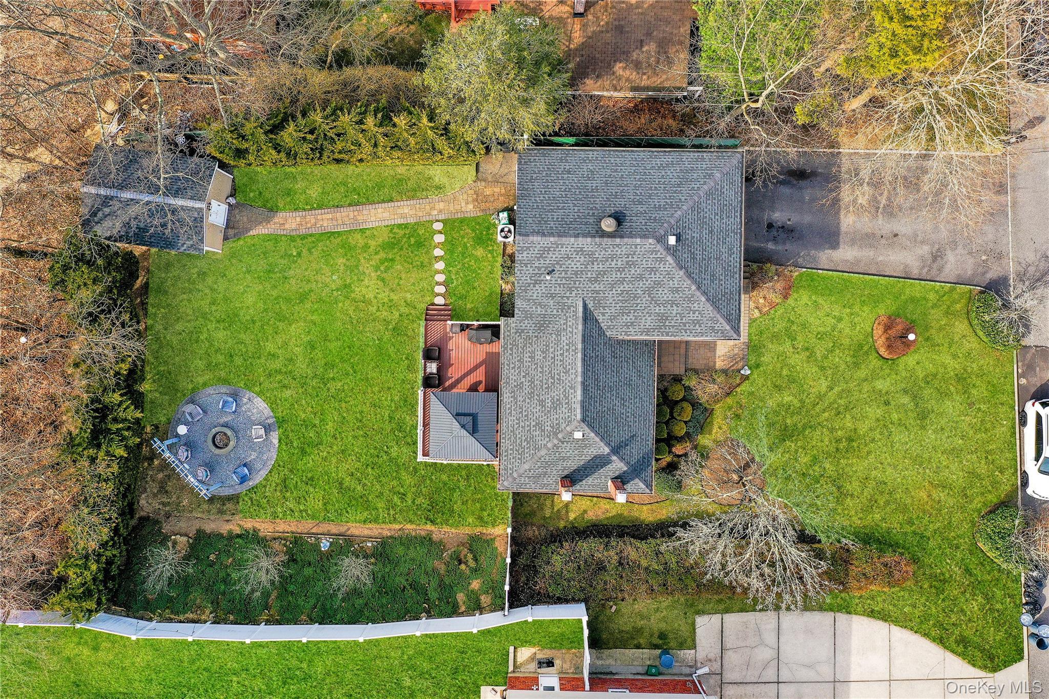 Single Family Hunter  Suffolk County, NY 11787, MLS-983686-31
