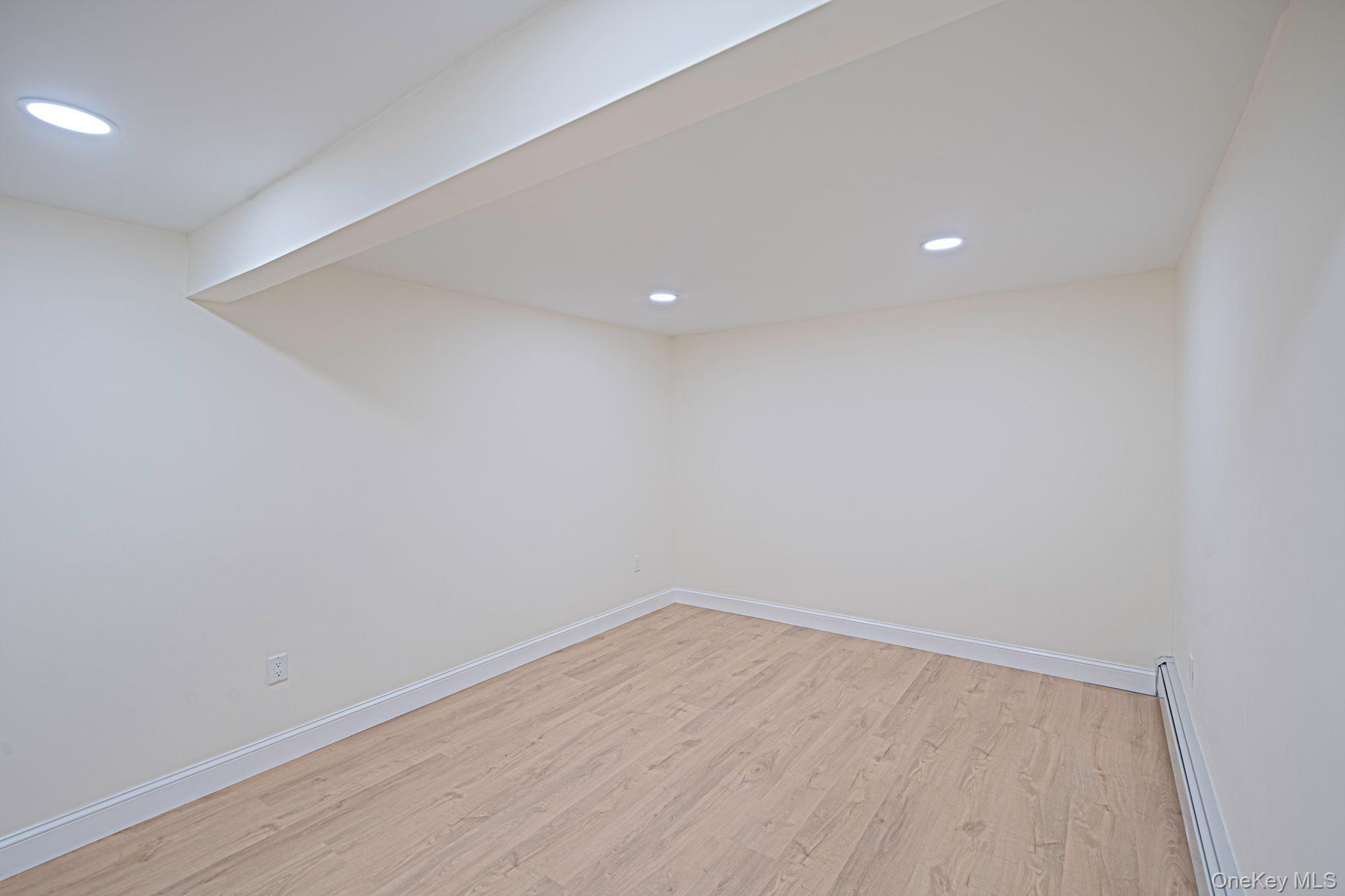 Single Family Moriches  Suffolk County, NY 11755, MLS-983725-11