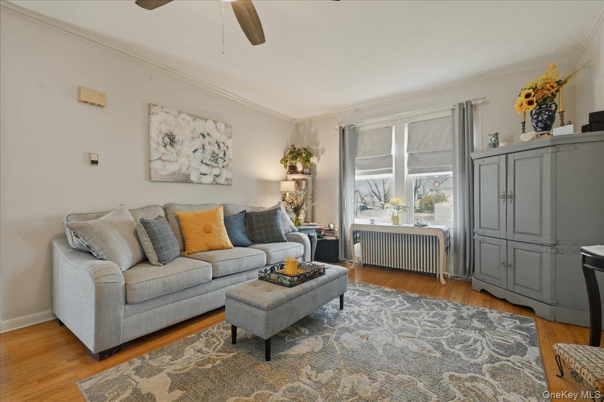 Single Family 4th  Suffolk County, NY 11757, MLS-983726-10