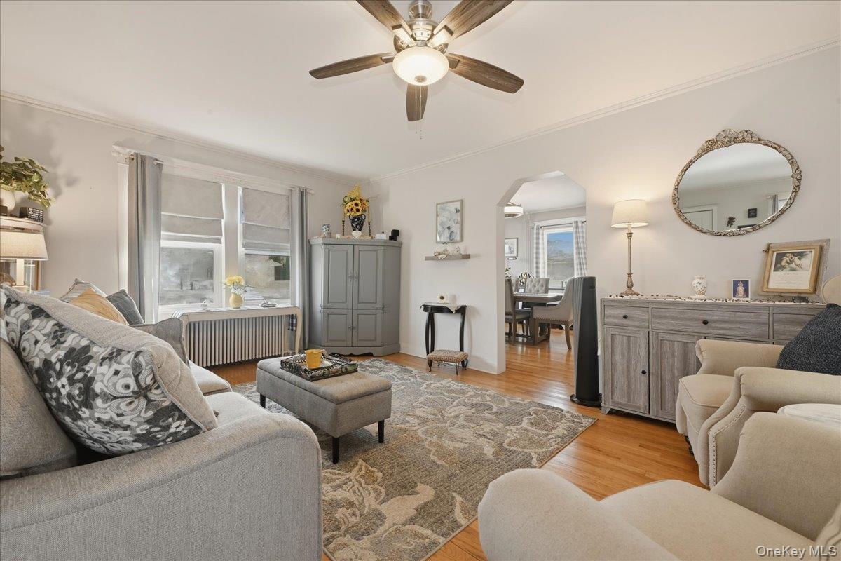 Single Family 4th  Suffolk County, NY 11757, MLS-983726-7