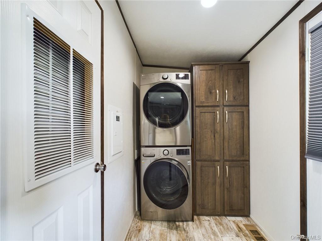 Single Family Shore  Sullivan County, NY 12722, MLS-983744-24