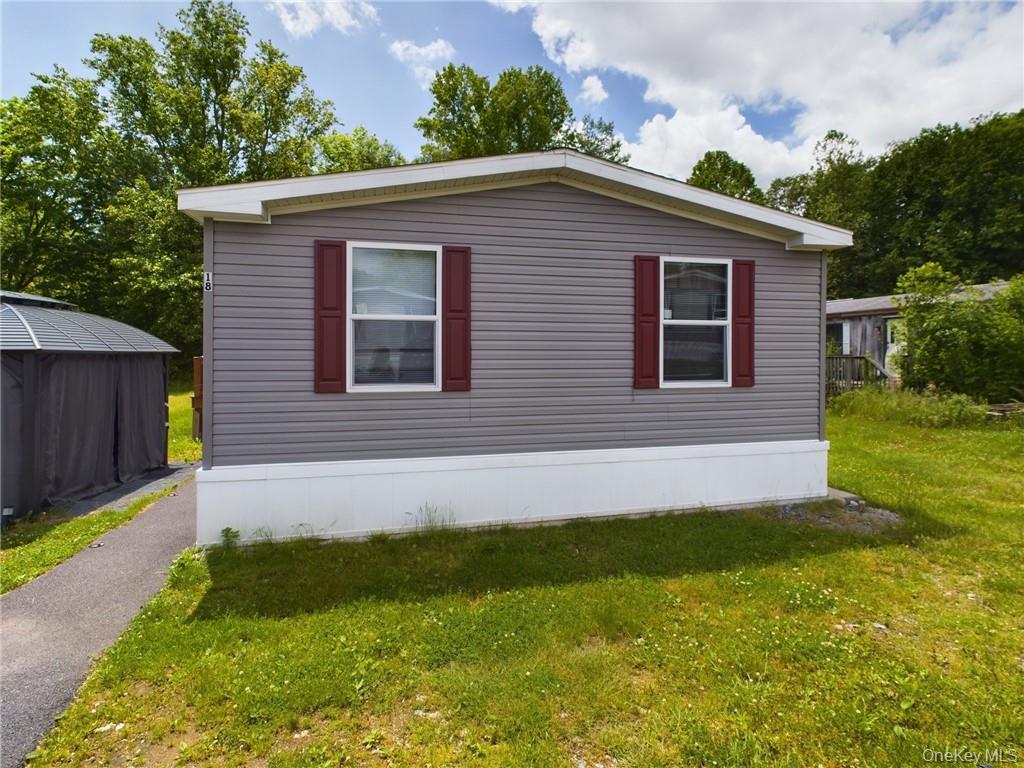 Single Family Shore  Sullivan County, NY 12722, MLS-983744-3