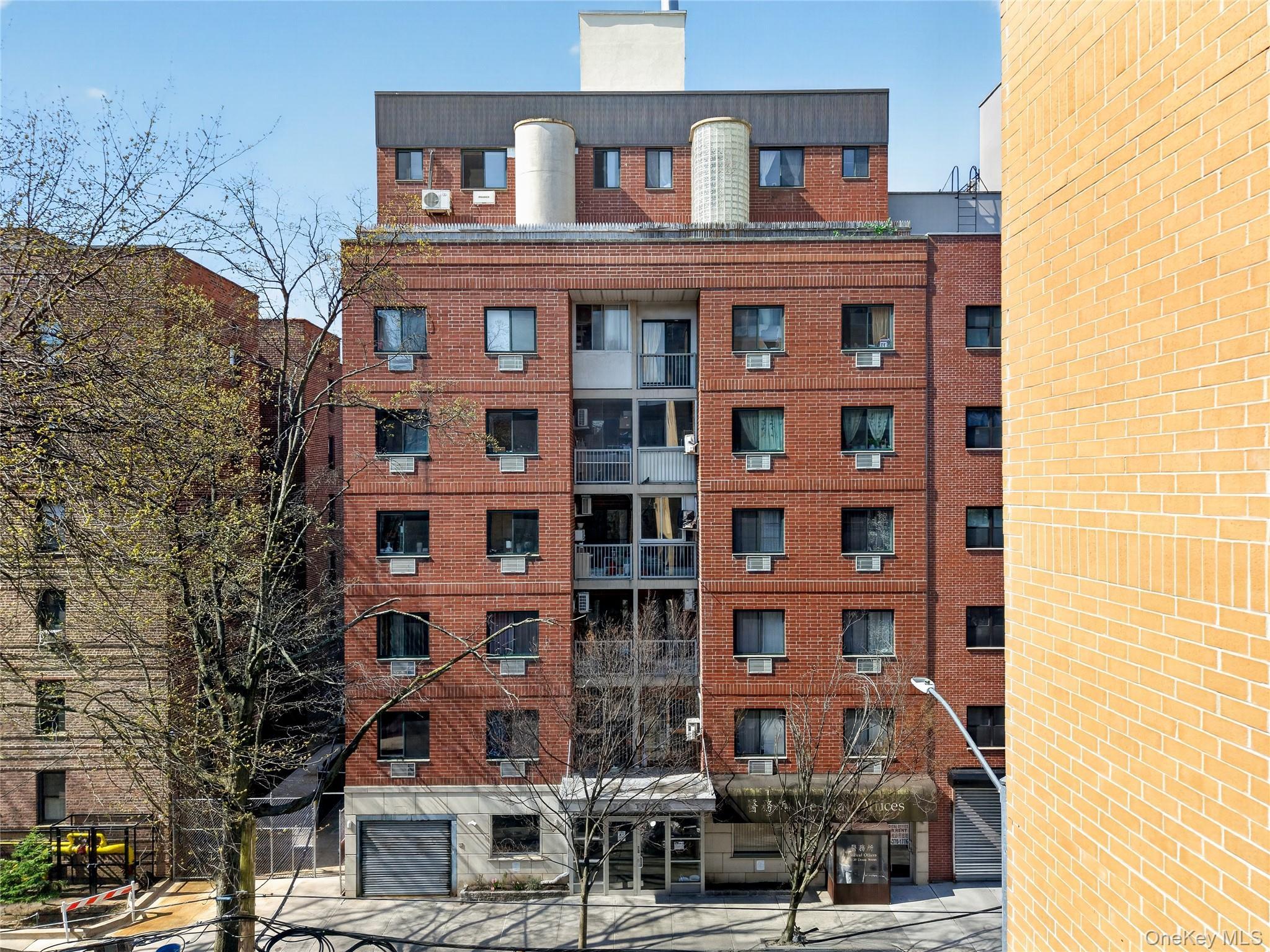 Condo Union Queens, NY 11355, MLS-983800-2