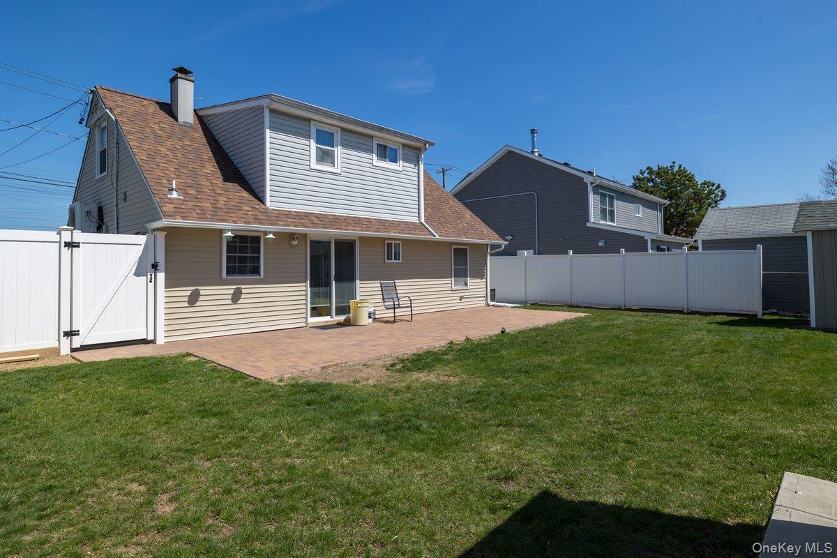 Single Family Park  Nassau County, NY 11714, MLS-983821-18