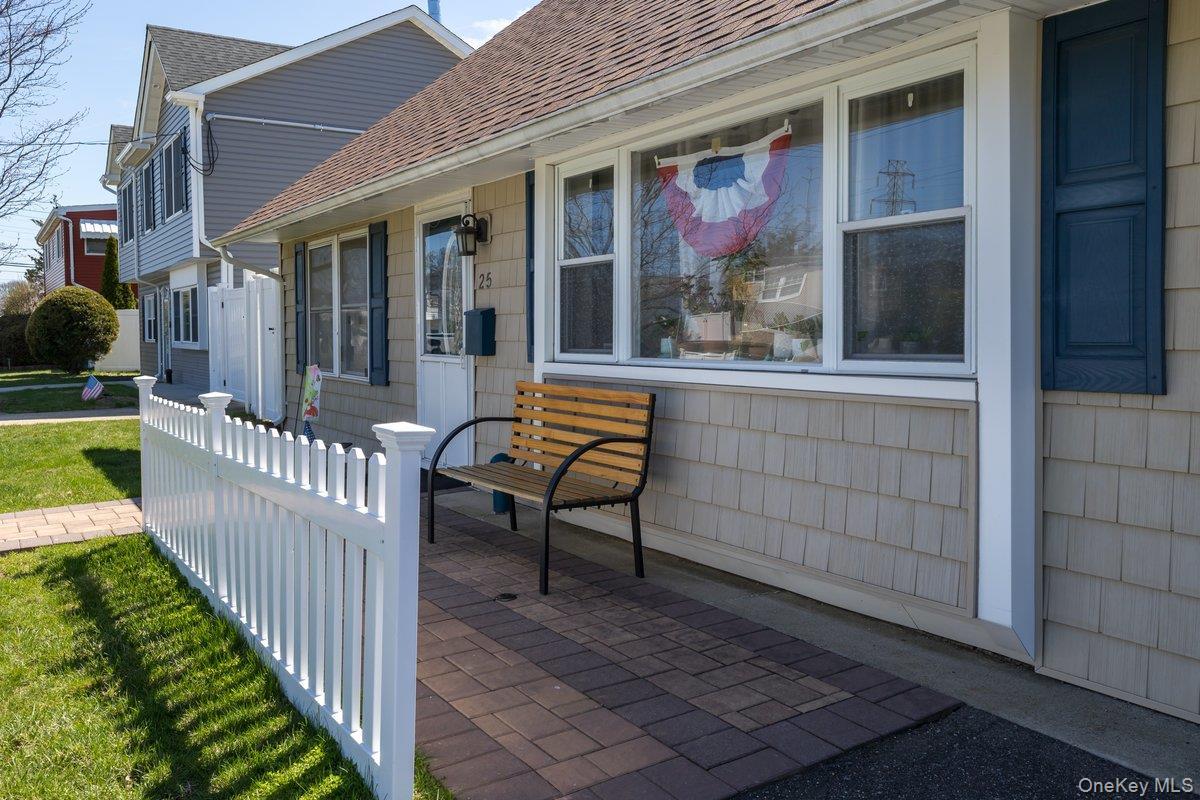 Single Family Park  Nassau County, NY 11714, MLS-983821-3