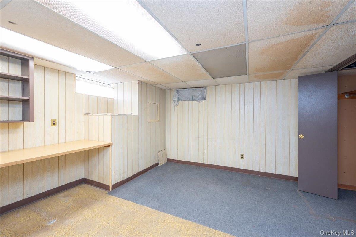 Single Family Oak  Suffolk County, NY 11715, MLS-983895-33