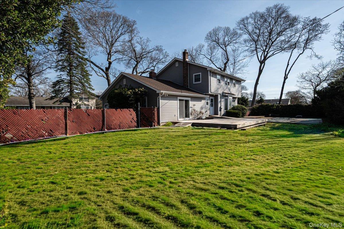 Single Family Oak  Suffolk County, NY 11715, MLS-983895-36
