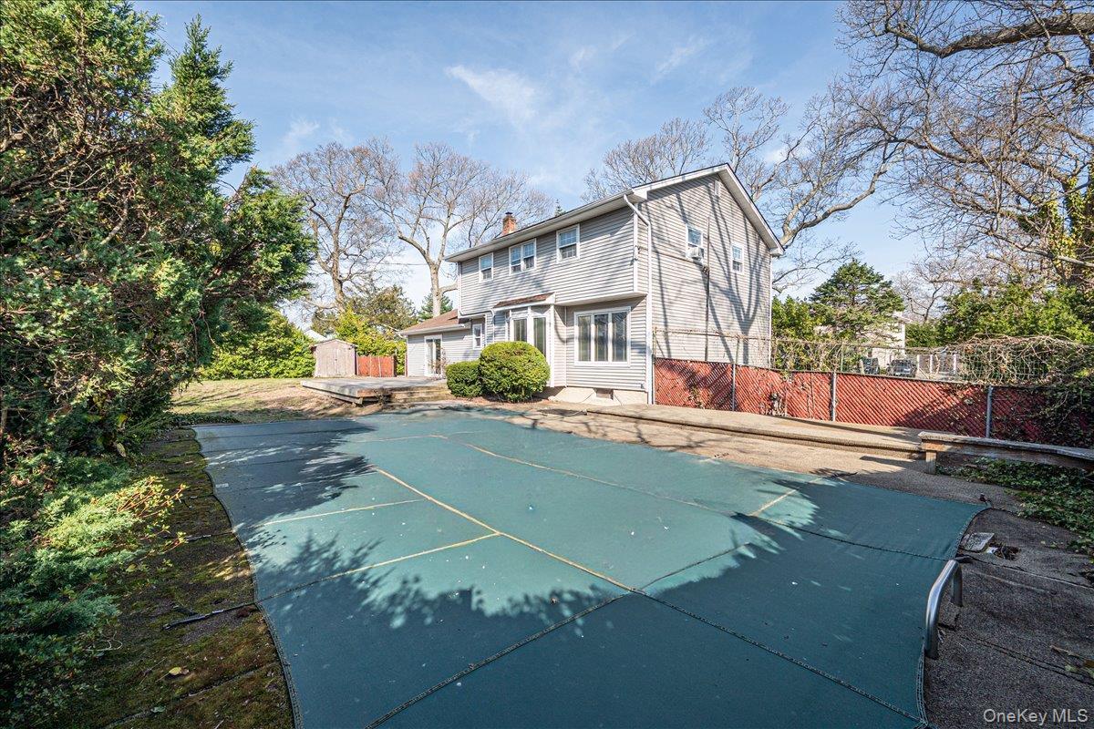 Single Family Oak  Suffolk County, NY 11715, MLS-983895-38