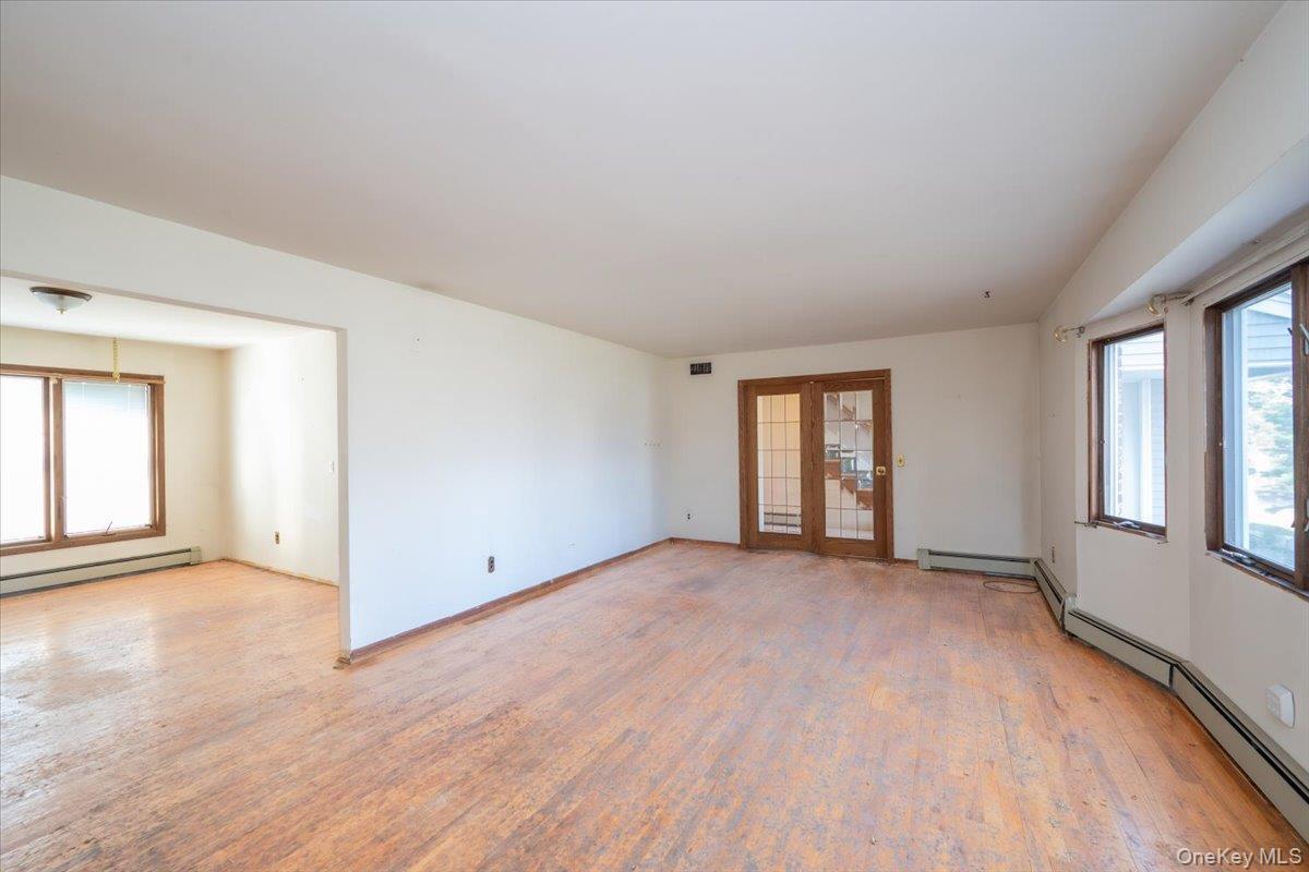 Single Family Oak  Suffolk County, NY 11715, MLS-983895-7