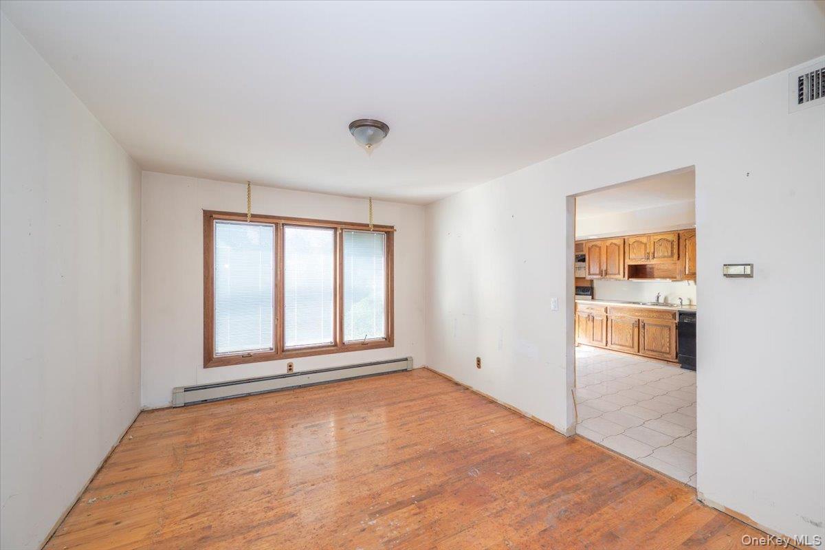 Single Family Oak  Suffolk County, NY 11715, MLS-983895-8