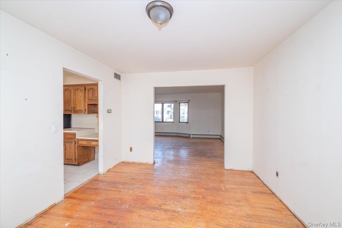 Single Family Oak  Suffolk County, NY 11715, MLS-983895-9