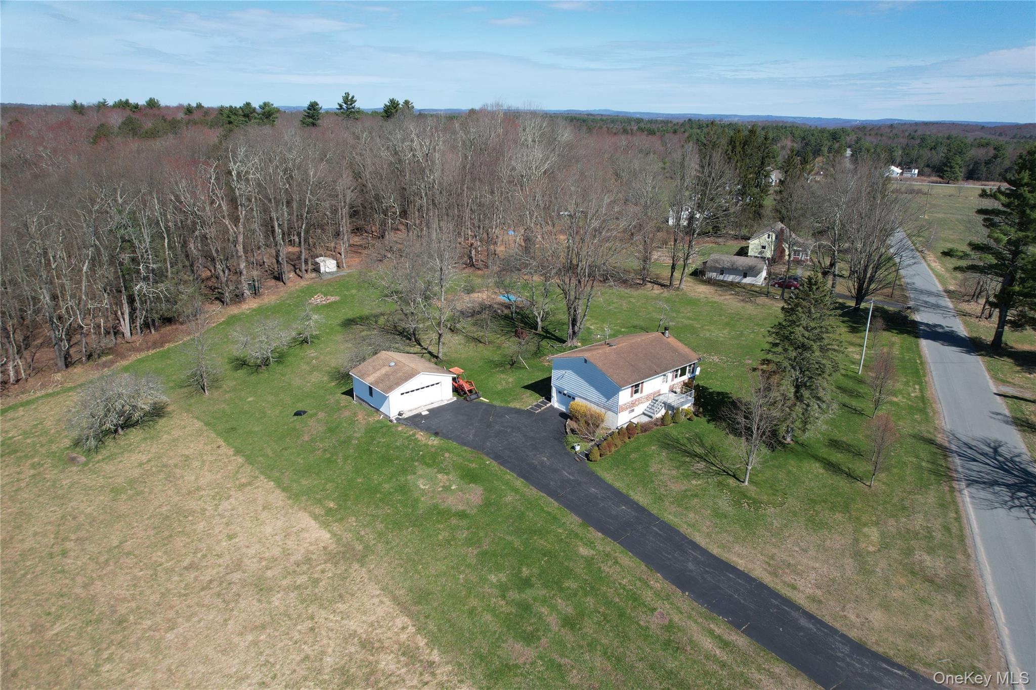 Single Family Pucky Huddle  Sullivan County, NY 12720, MLS-983902-2