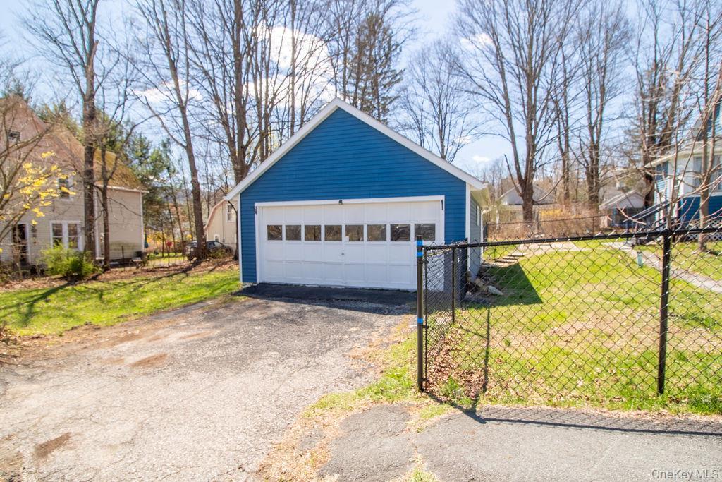 Single Family Market Ulster County, NY 12428, MLS-983908-13