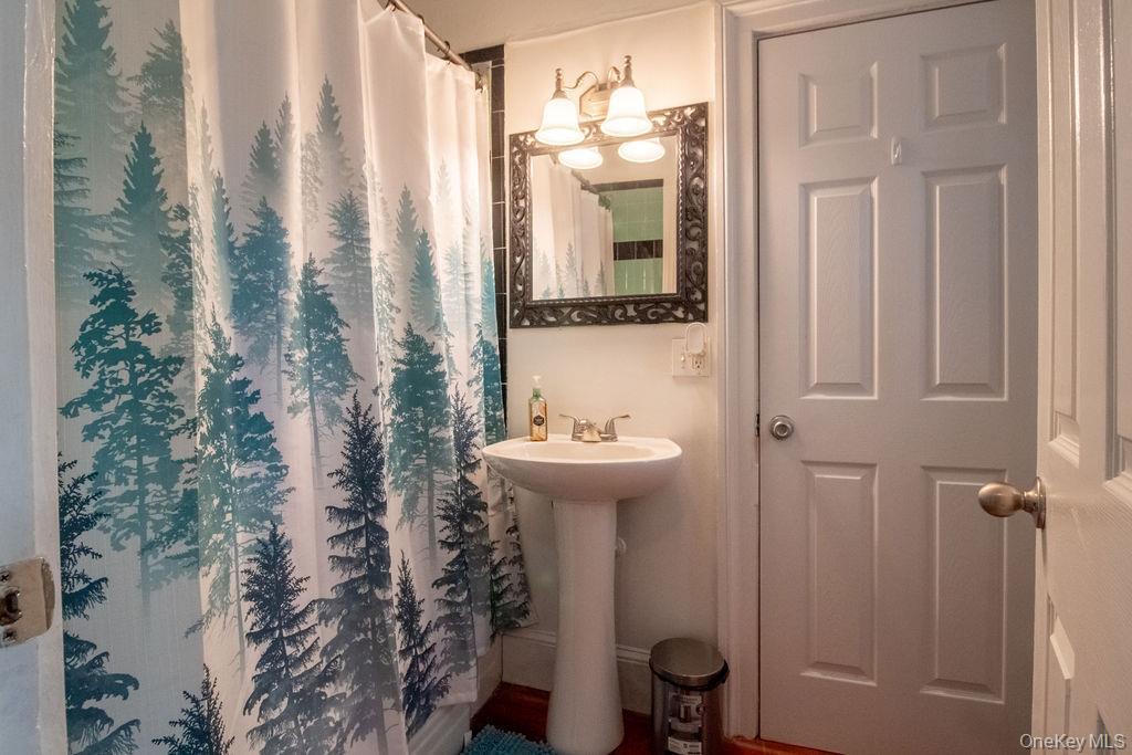 Single Family Market Ulster County, NY 12428, MLS-983908-25