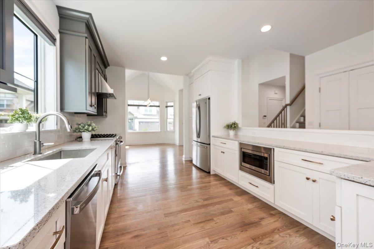 Condo Spring Meadow  Westchester County, NY 10589, MLS-983916-11