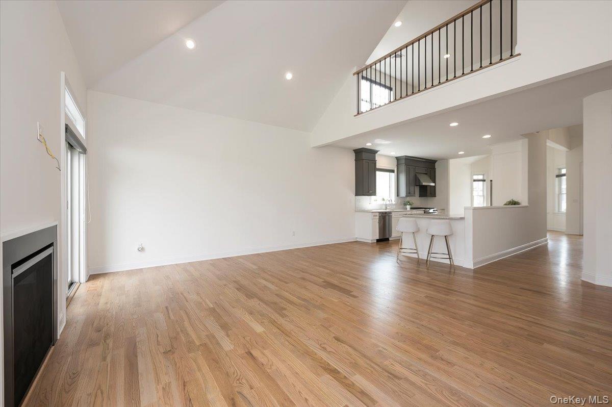 Condo Spring Meadow  Westchester County, NY 10589, MLS-983916-15