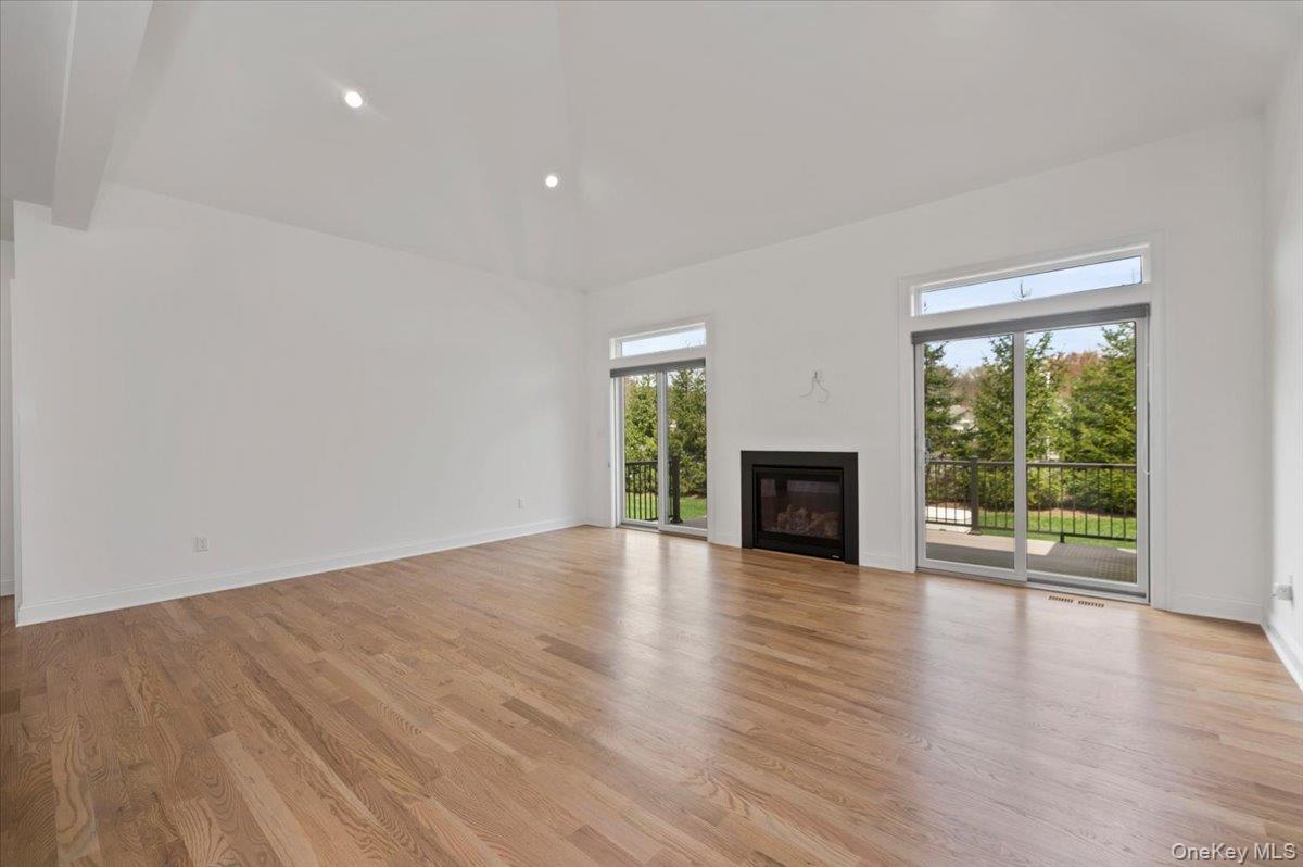 Condo Spring Meadow  Westchester County, NY 10589, MLS-983916-17