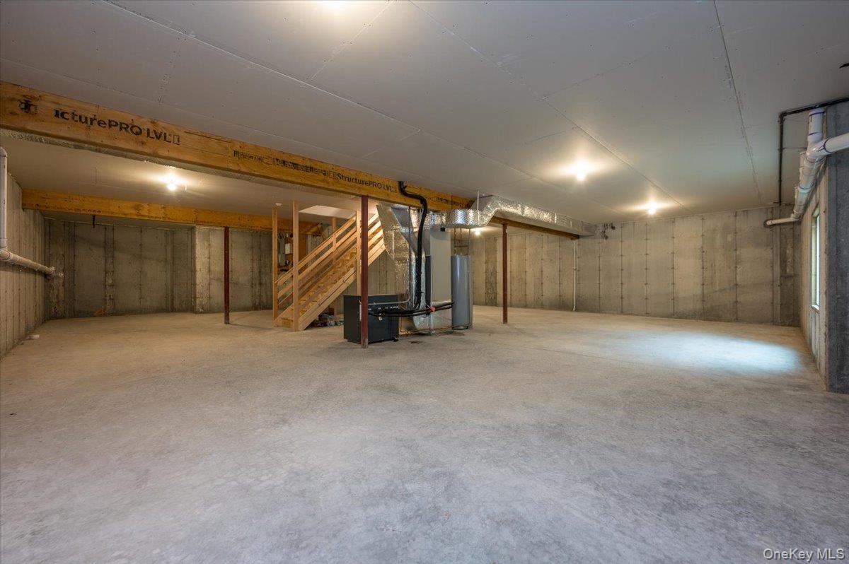 Condo Spring Meadow  Westchester County, NY 10589, MLS-983916-35