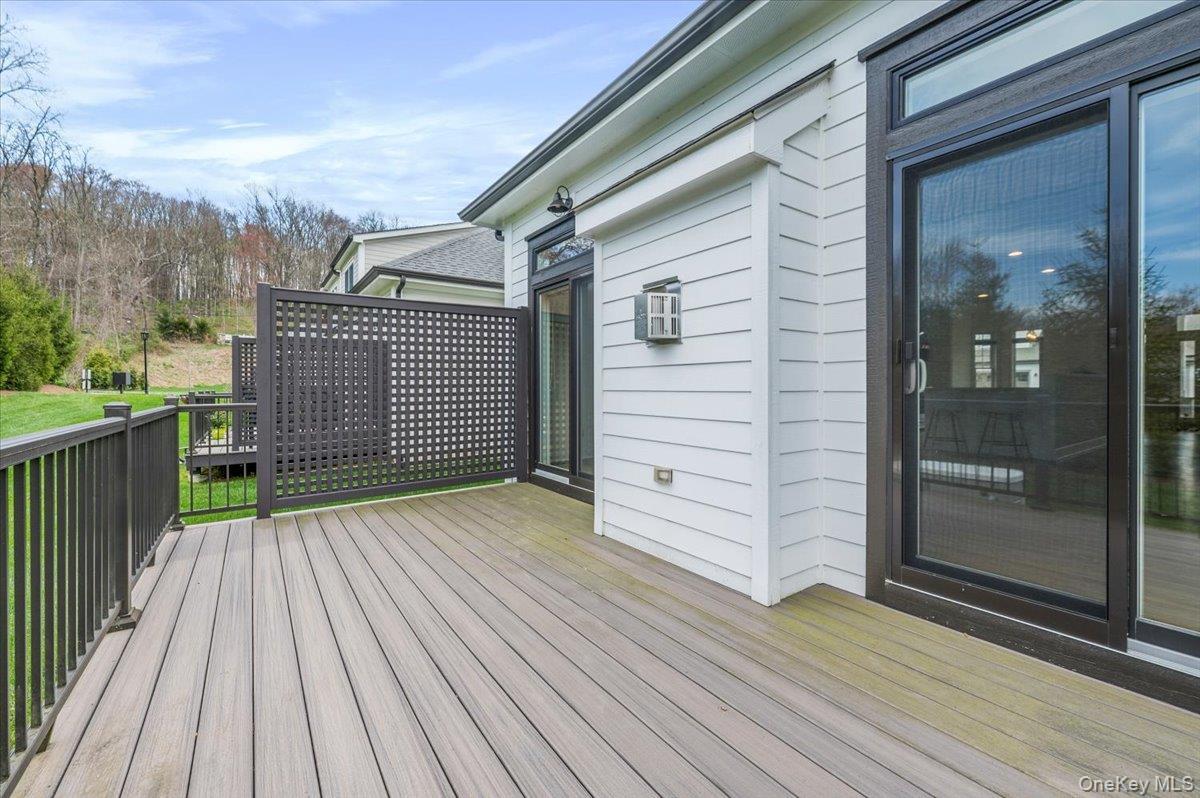 Condo Spring Meadow  Westchester County, NY 10589, MLS-983916-36