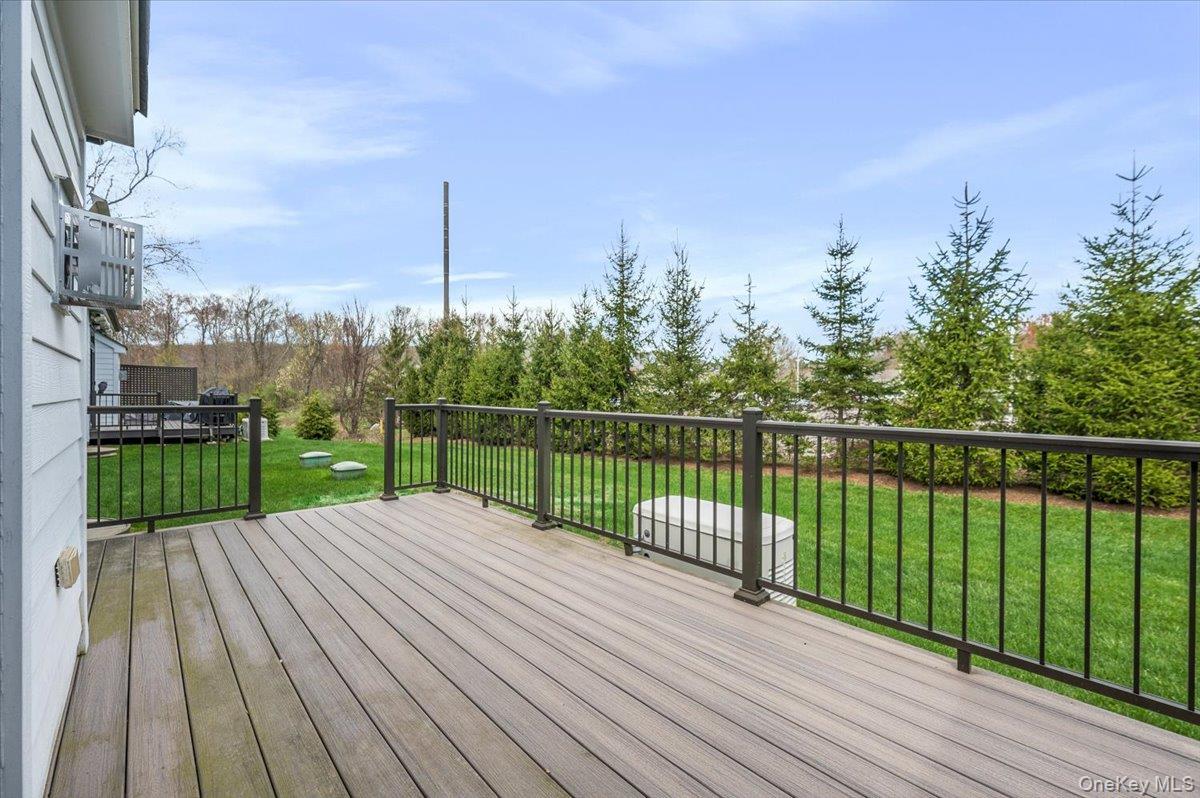 Condo Spring Meadow  Westchester County, NY 10589, MLS-983916-38