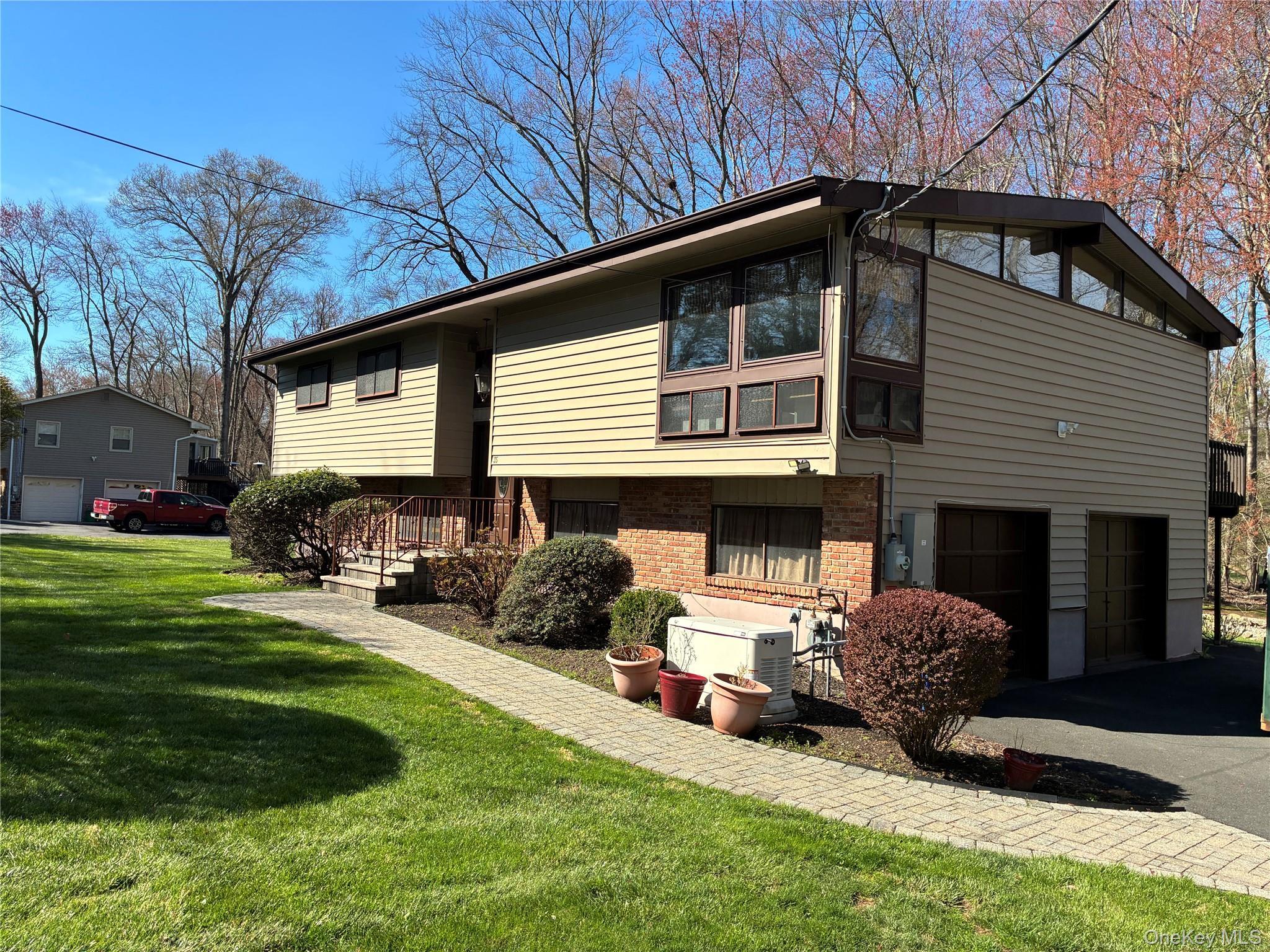 Single Family Goebel  Rockland County, NY 10956, MLS-983917-2