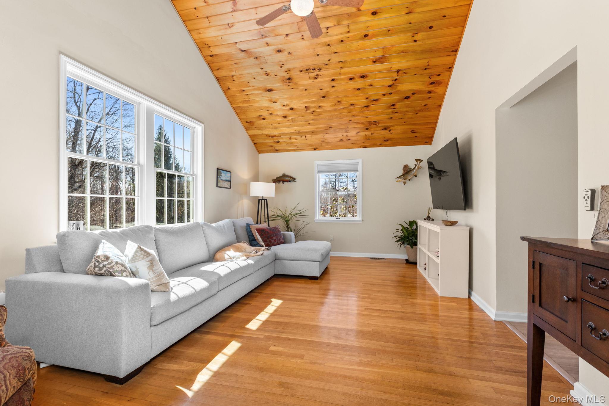 Single Family Indian Hill  Putnam County, NY 10509, MLS-983948-16