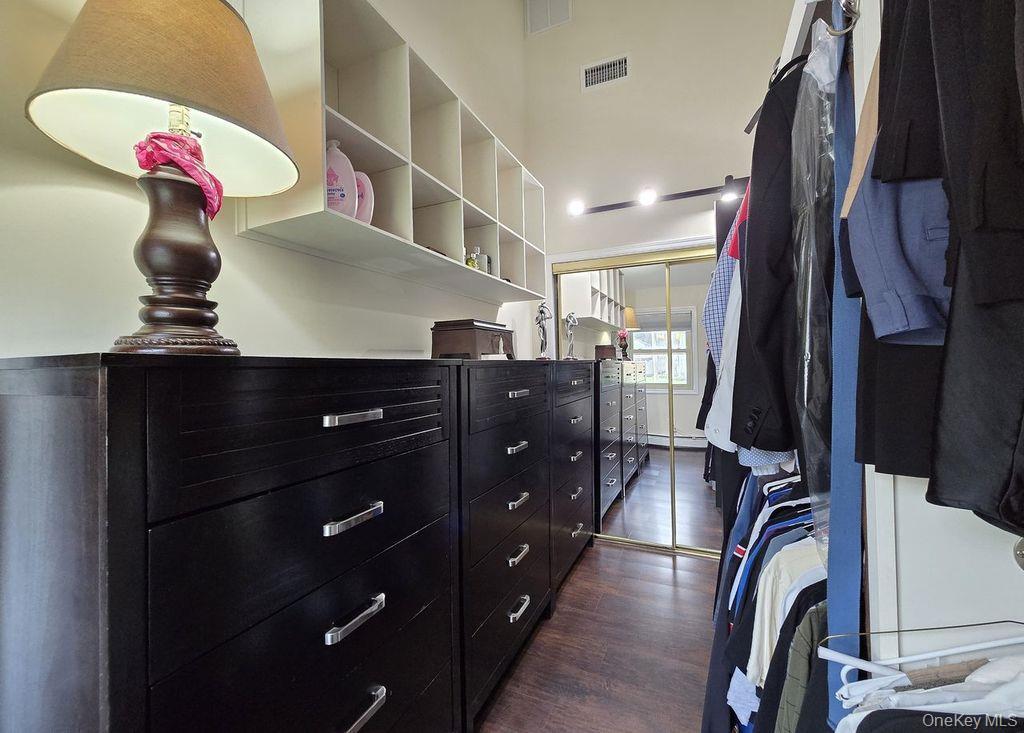 Single Family Ridgewood  Suffolk County, NY 11784, MLS-983954-23