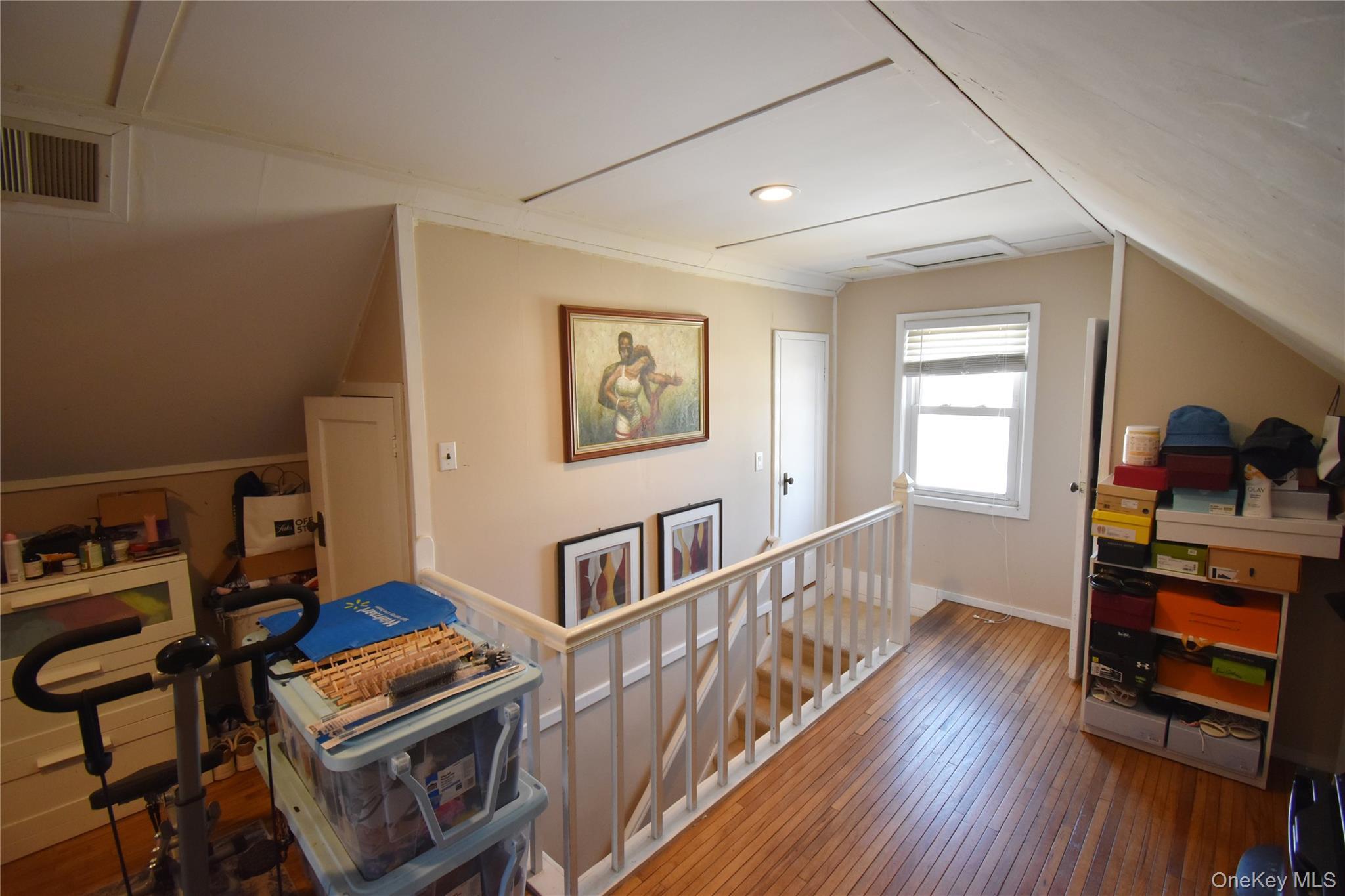 Single Family Sullivan  Nassau County, NY 11735, MLS-983969-13