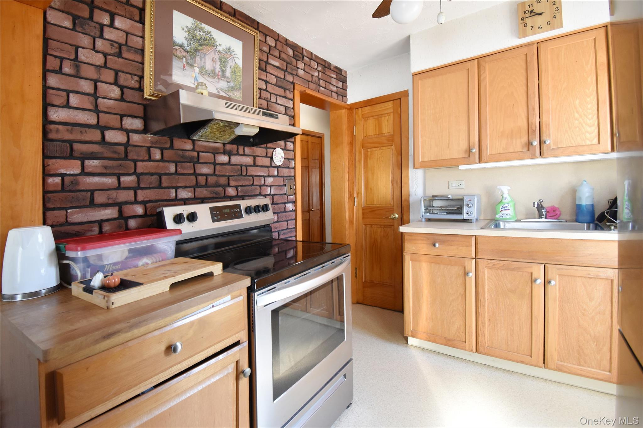 Single Family Sullivan  Nassau County, NY 11735, MLS-983969-6