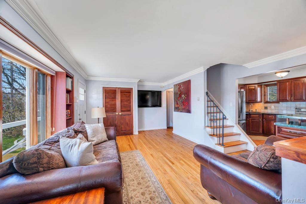 Single Family 33rd  Suffolk County, NY 11757, MLS-983970-13