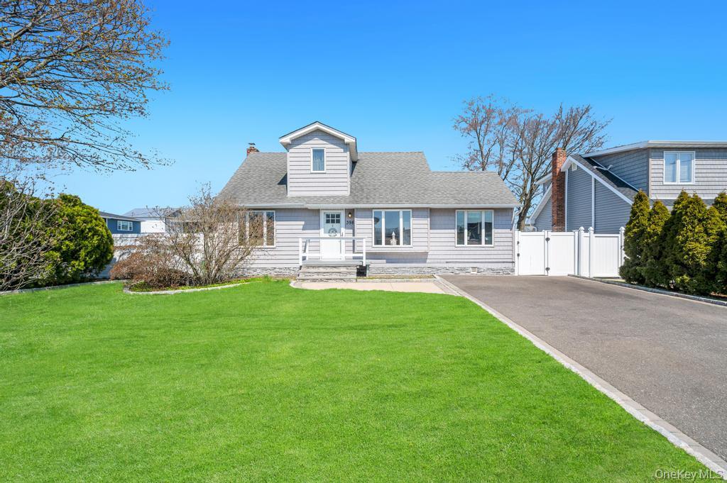 Single Family 33rd  Suffolk County, NY 11757, MLS-983970-2