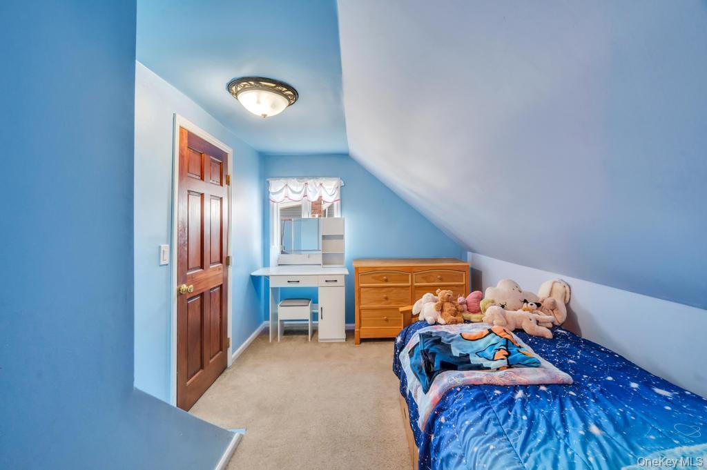 Single Family 33rd  Suffolk County, NY 11757, MLS-983970-28