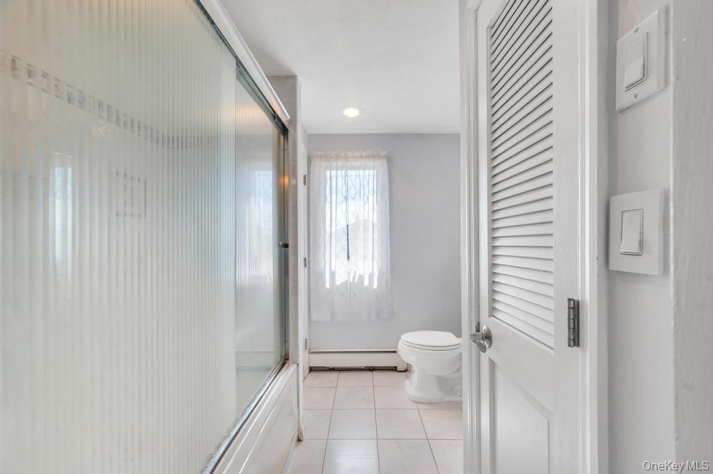 Single Family 33rd  Suffolk County, NY 11757, MLS-983970-30