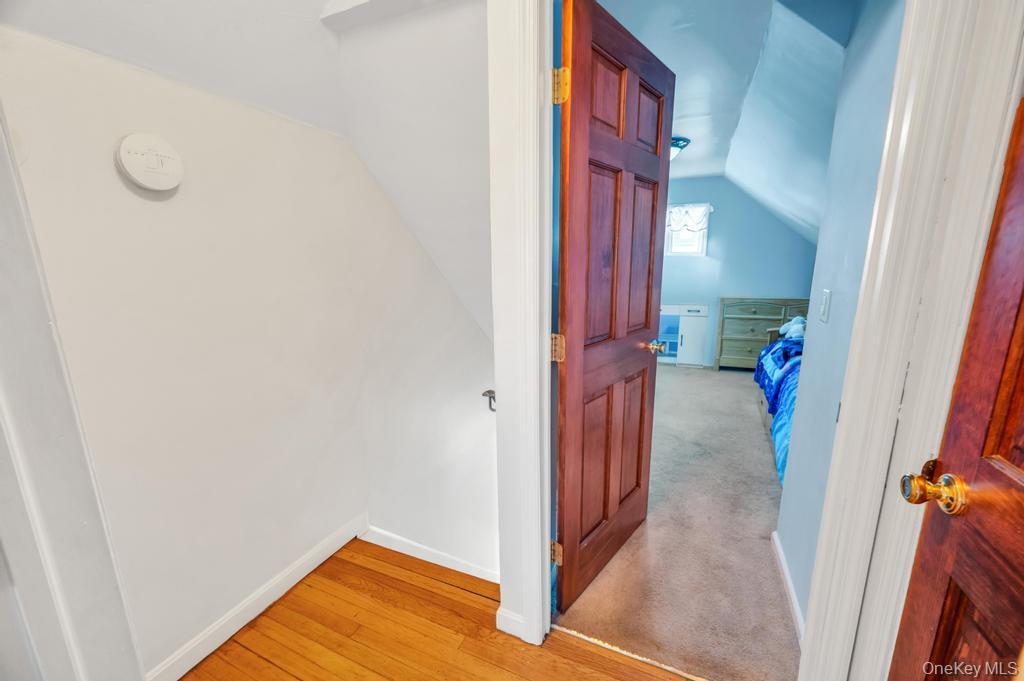 Single Family 33rd  Suffolk County, NY 11757, MLS-983970-34