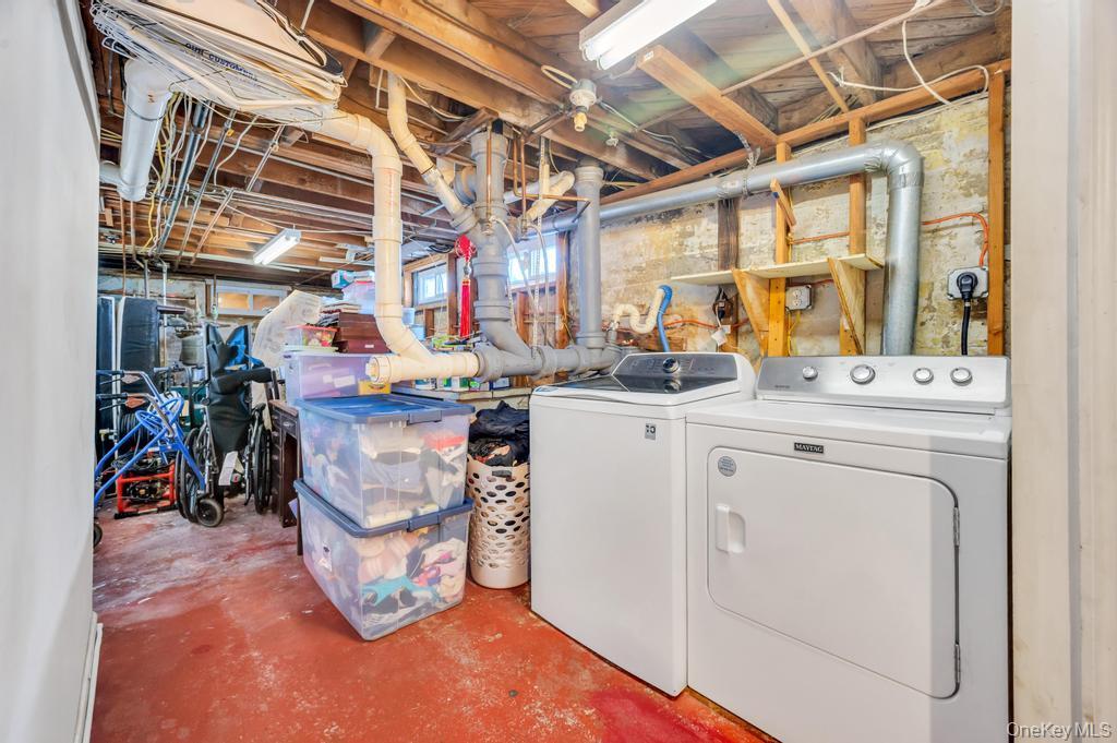 Single Family 33rd  Suffolk County, NY 11757, MLS-983970-39