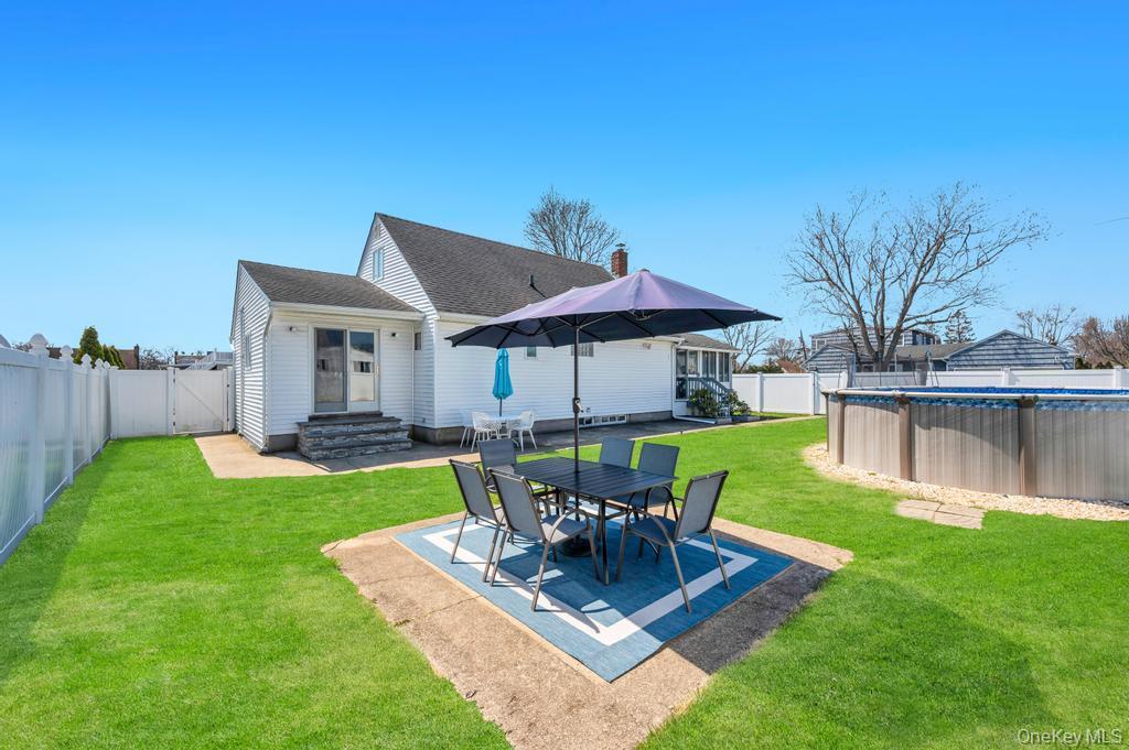 Single Family 33rd  Suffolk County, NY 11757, MLS-983970-6