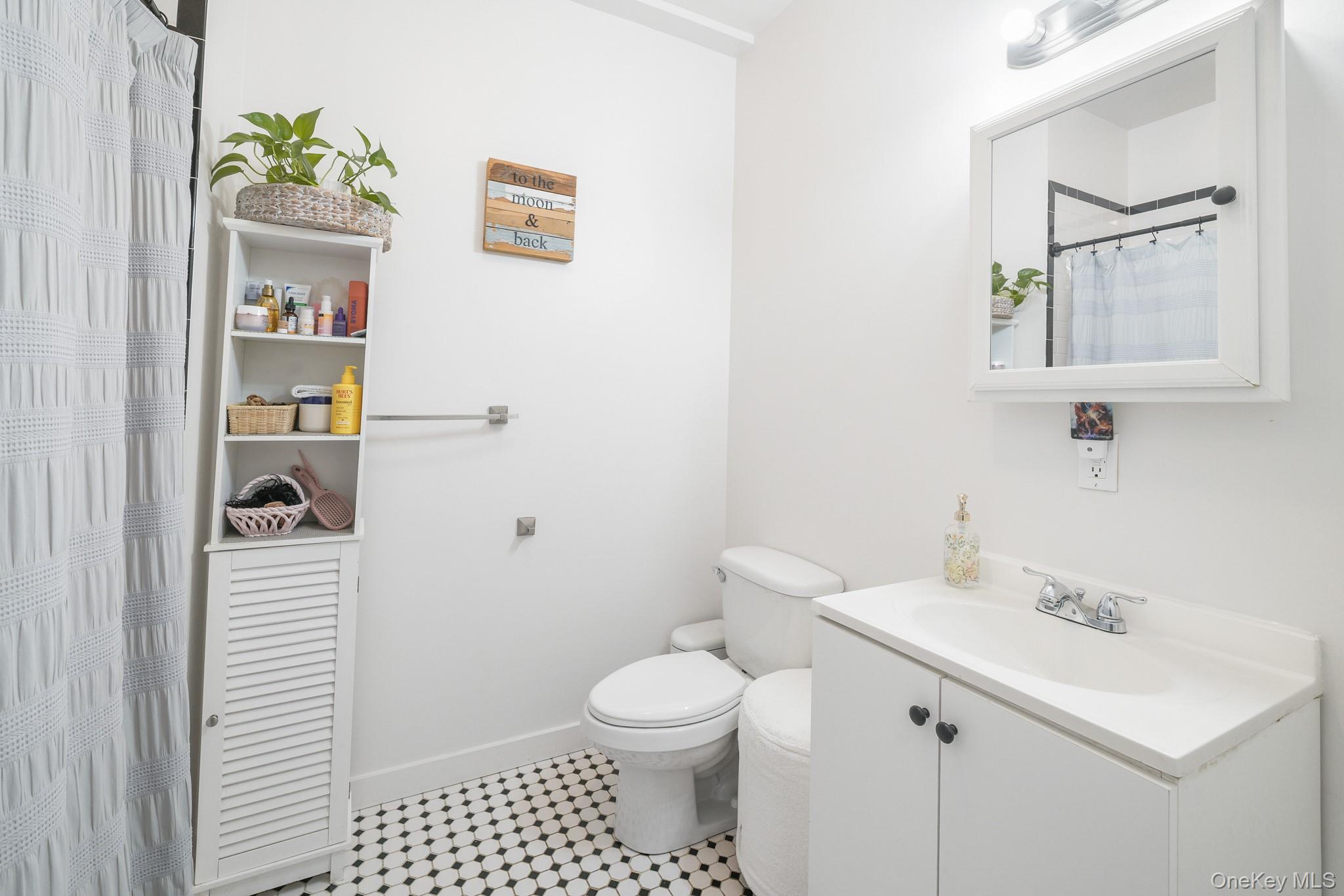 Condo Main Westchester County, NY 10562, MLS-983983-12