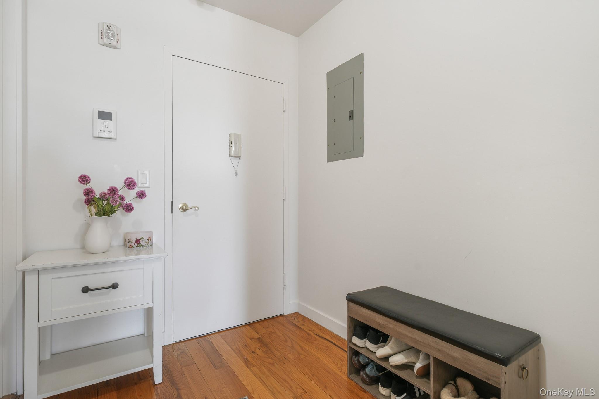 Condo Main Westchester County, NY 10562, MLS-983983-14