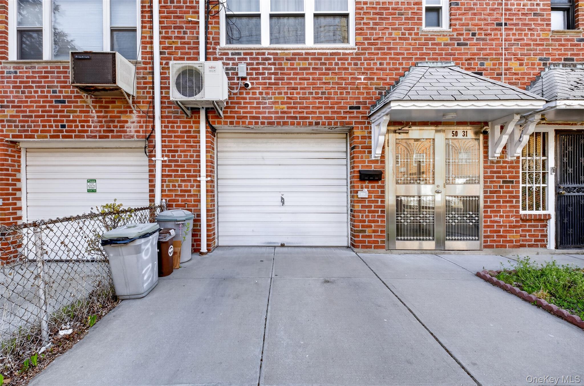Single Family 68th Street Queens, NY 11377, MLS-983990-2