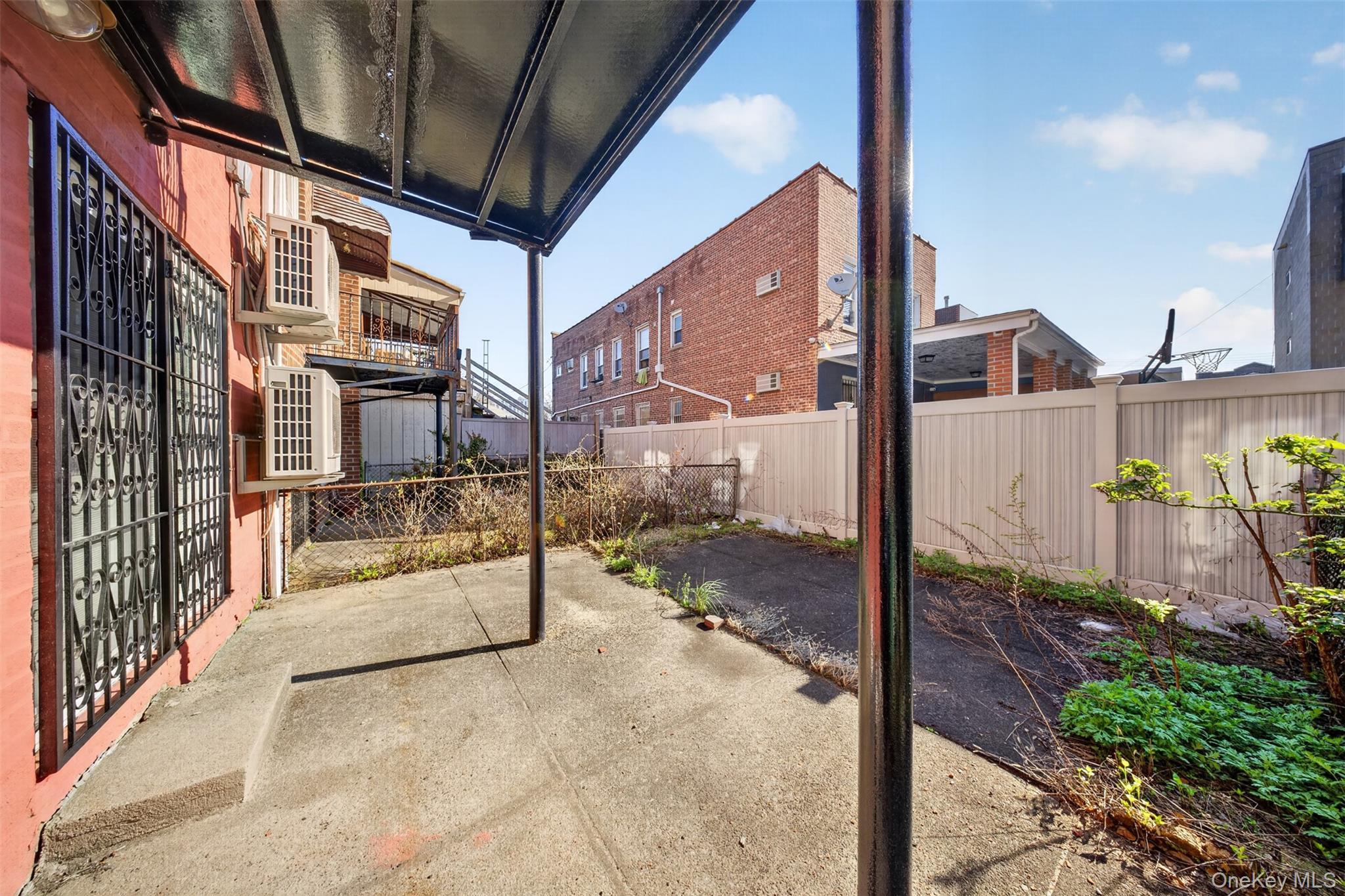 Single Family 68th Street  Queens, NY 11377, MLS-983990-24