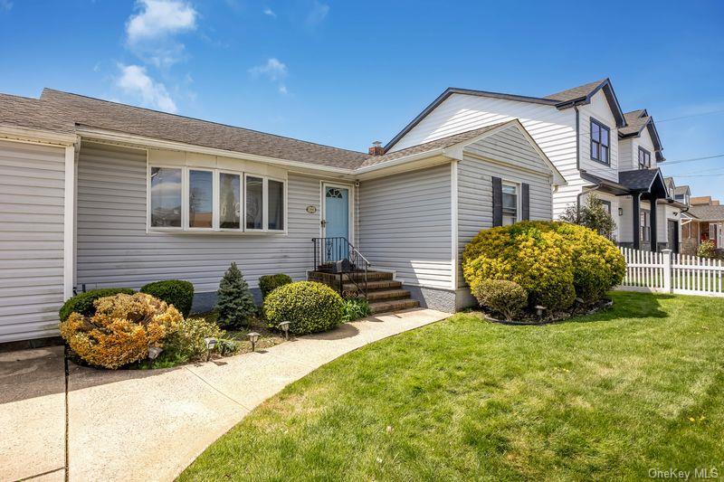 Single Family Hudson  Nassau County, NY 11783, MLS-983996-2