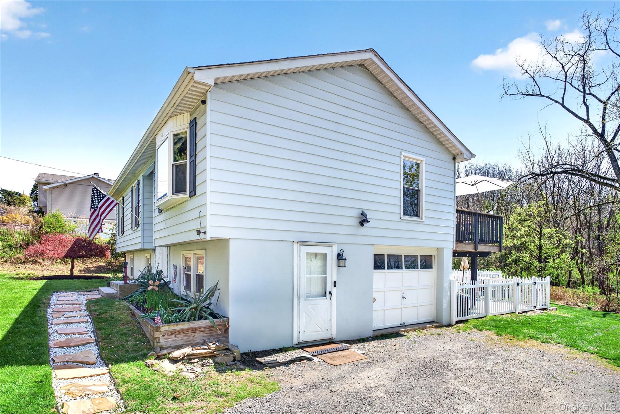 Single Family Farries  Orange County, NY 10921, MLS-983999-3