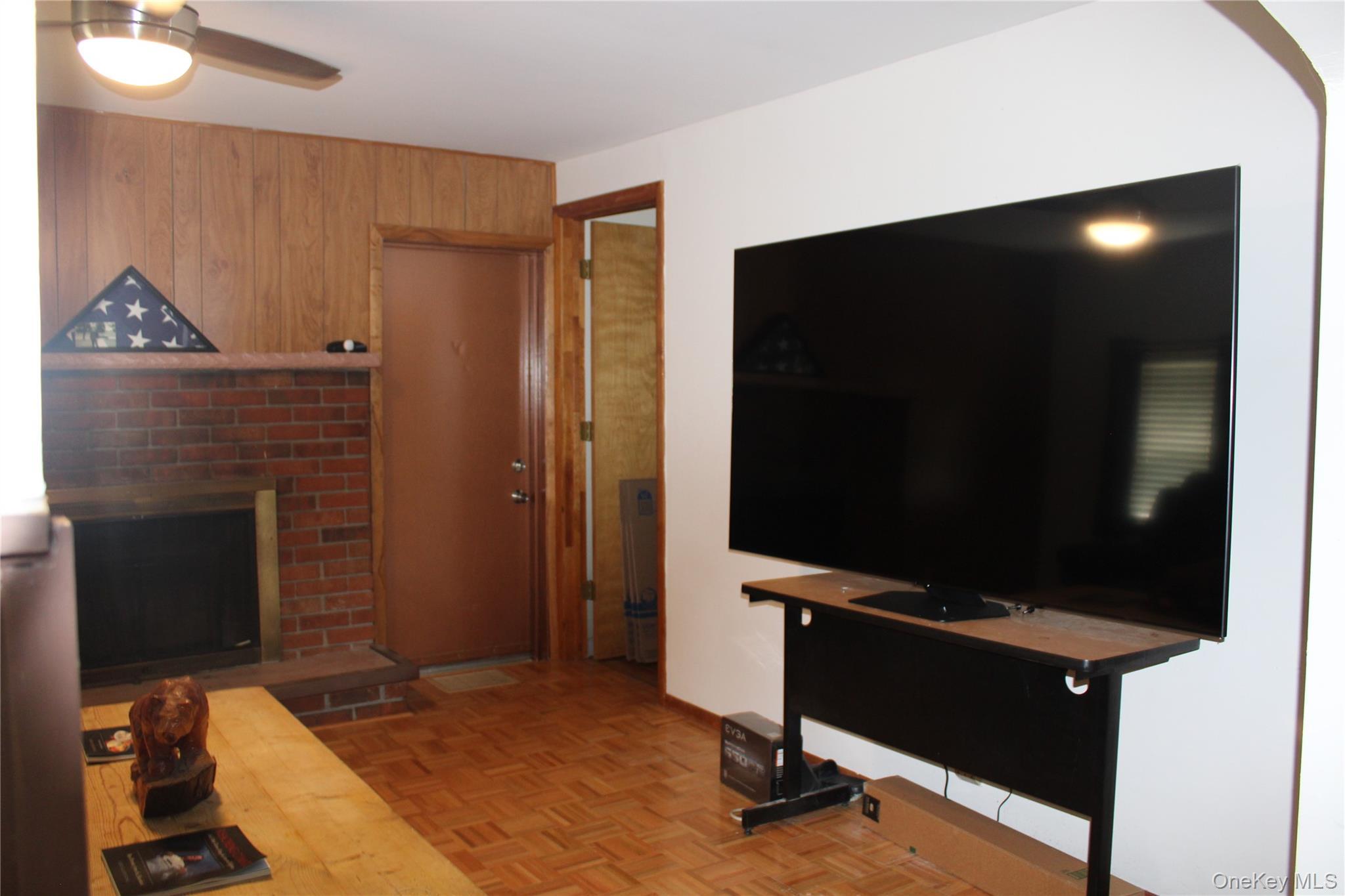 Single Family Bower  Dutchess County, NY 12603, MLS-984007-3