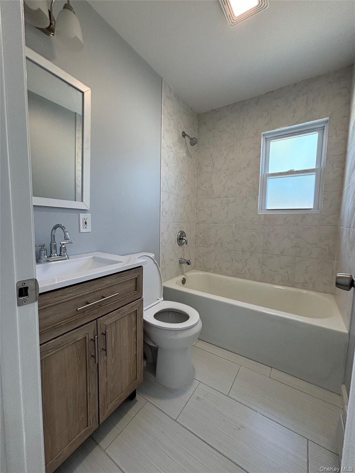 Single Family Pinetop Drive Suffolk County, NY 11722, MLS-984009-4
